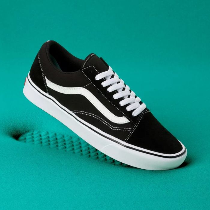 Vans ComfyCush Old Skool (Classic) Black/White