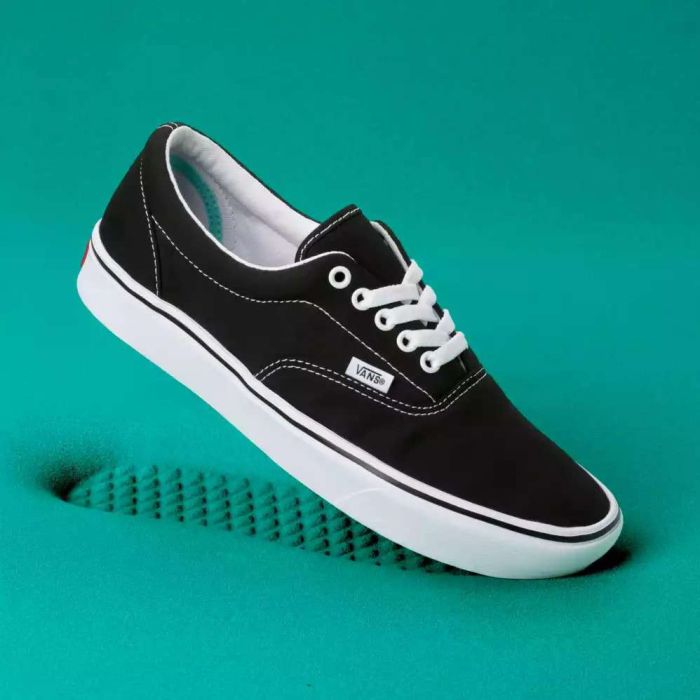 Vans ComfyCush Era (Classic) Black/White