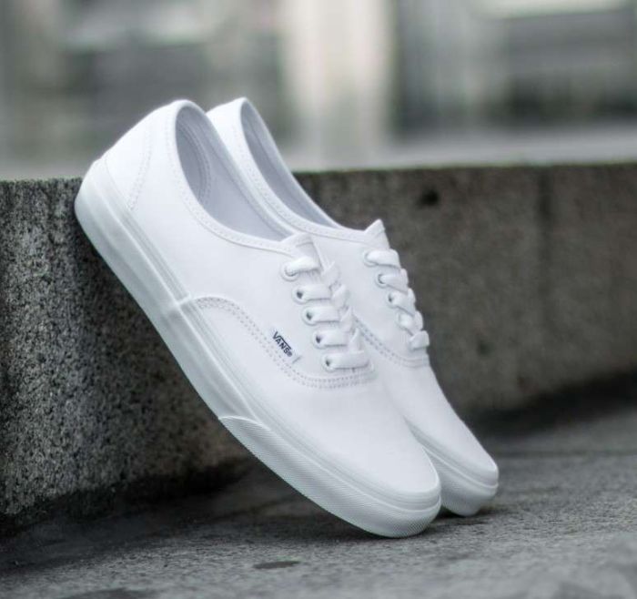 Vans Authentic True White