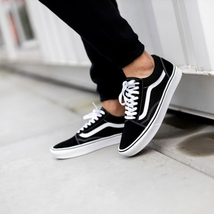 Vans ComfyCush Old Skool (Classic) Black/White