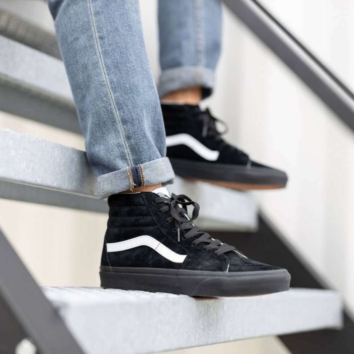 Vans Sk8-Hi (Pig Suede) Black/Black