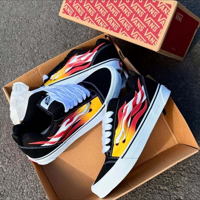Vans Knu Skool Flame Black/Red